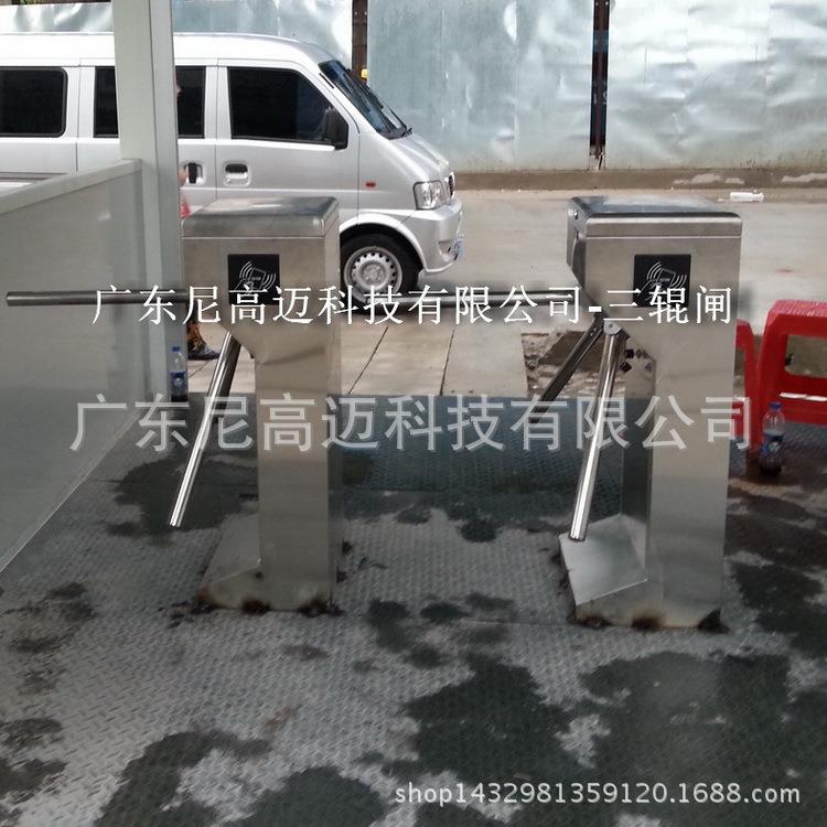 施工工地实名制员工通道立式三辊闸单机进出门禁考勤