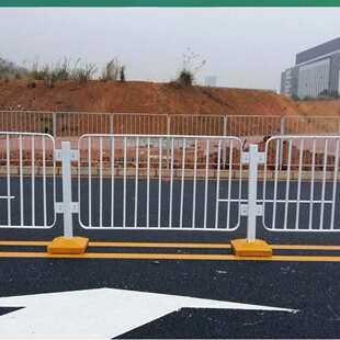 围挡基坑厂家道路交通围栏批发港式东莞市政人行道隔离护栏马路钢