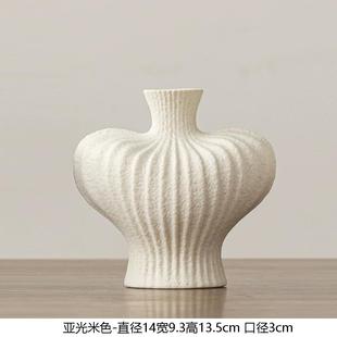 高档陶瓷瓶高级感新中式客店厅花插花轻奢摆件酒面样板间玄关桌装