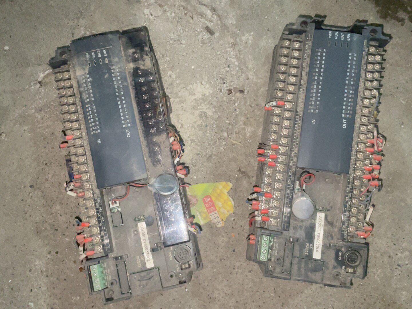 汇川H2U-3232 MR 一个外壳摔坏