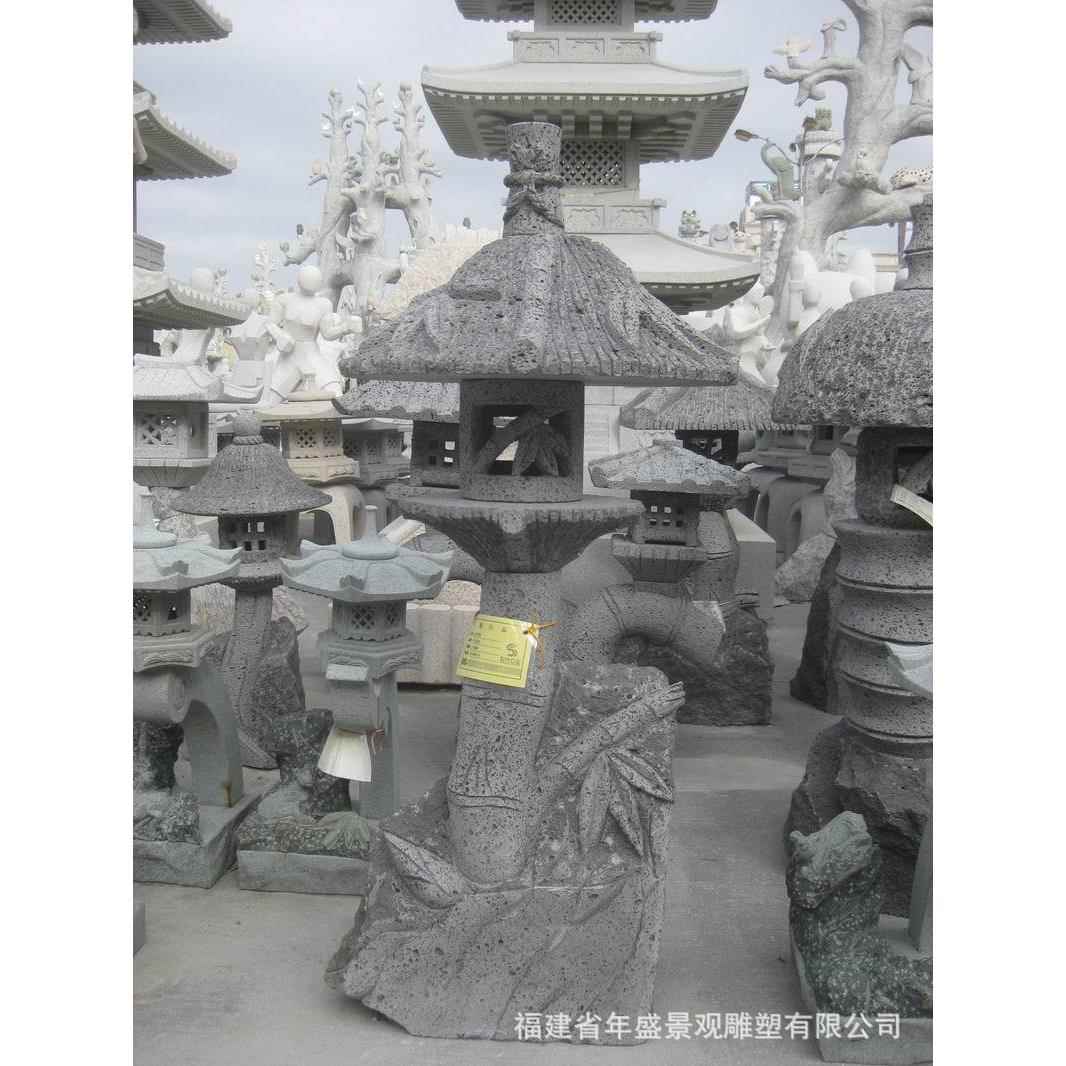 芝麻黑石灯笼雕刻厂家 禅意石灯笼家用石雕景观小品石头摆件