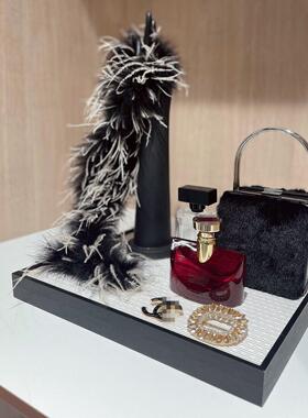MOON慕空间轻奢样板房展厅衣帽间女士梳妆台香水软装饰品摆件道具