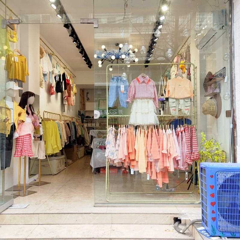 服装店展示架女装店落地式中岛双层挂衣架时尚童装店金色衣架货架