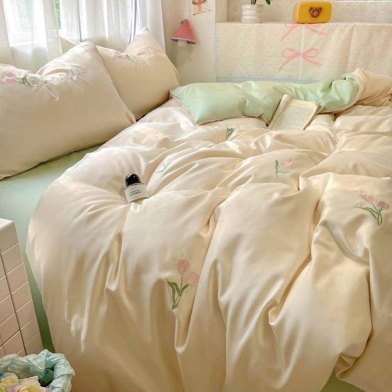 夏季新款水洗冰丝凉感刺绣家用床上用品四件套学生宿舍清新三件套