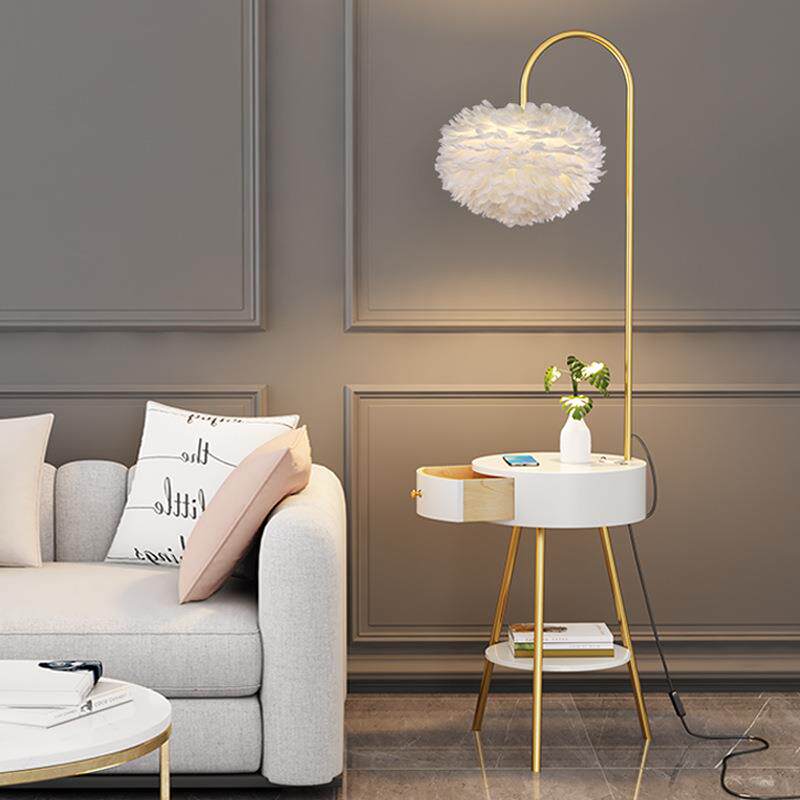 床头柜一体台灯羽毛茶几落地灯设计感轻奢智能高级卧室客厅沙发边