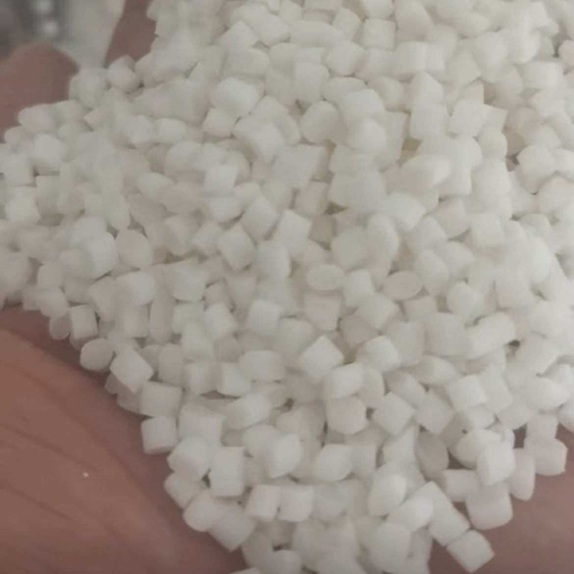 注塑级氟橡胶颗粒  耐寒 耐高温 耐油 耐腐蚀 密封圈用注塑氟橡胶,橡塑材料及制品,橡胶,淘宝优惠券,粉丝福利购,淘宝优惠卷