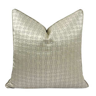 现代时尚提花米色设计师几何高经密抱枕45x45cm办公室沙发靠垫