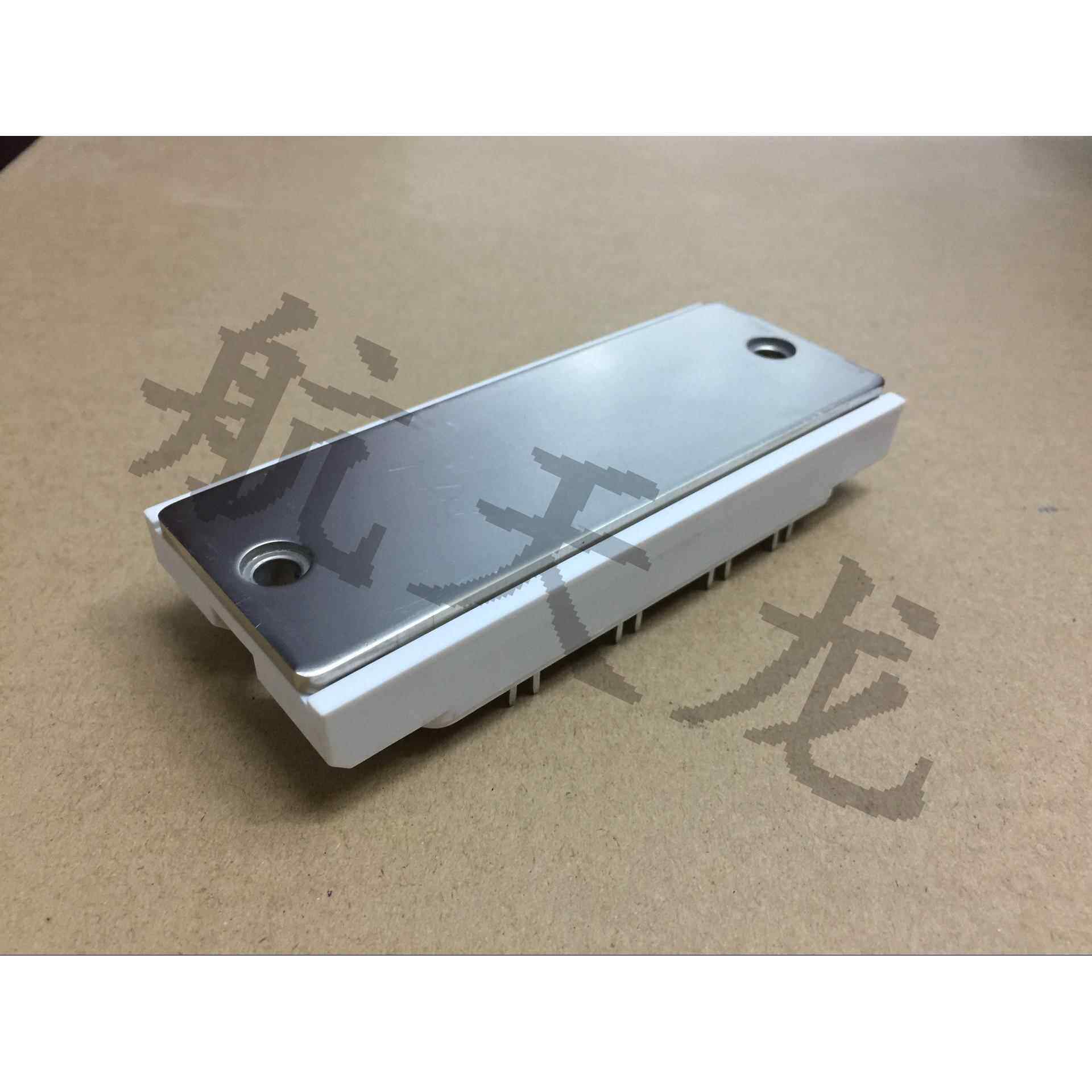 FS50R12KE3FS50R12KT4-B15FS75R12KT3FS35R12KT3FS25R12KE3G - 实物图