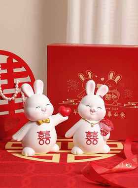 送新人情侣兔子摆件结婚订婚礼物客厅卧室婚房布置实用家居装饰品