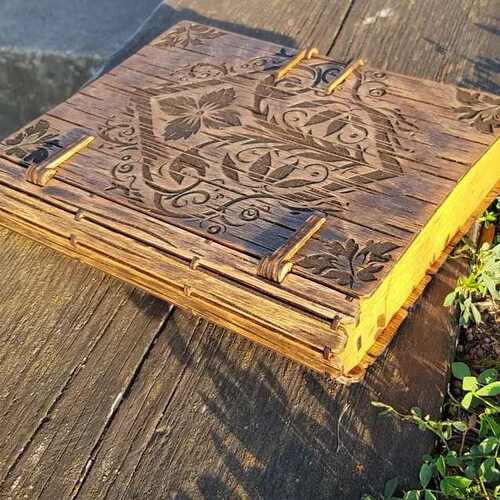 新品森林魔法书木盒木质工艺品桌面收纳盒做旧创意防尘收纳盒