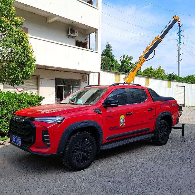 厂家直销0.8吨折叠臂液压小吊机小型建筑皮卡吊农用吊厂家直销