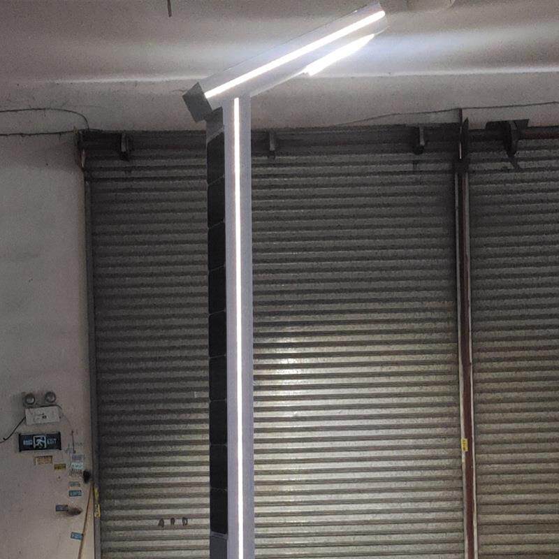 太阳能庭院灯3米散热铝型材外壳户外庭院灯户外景观灯光控感应灯