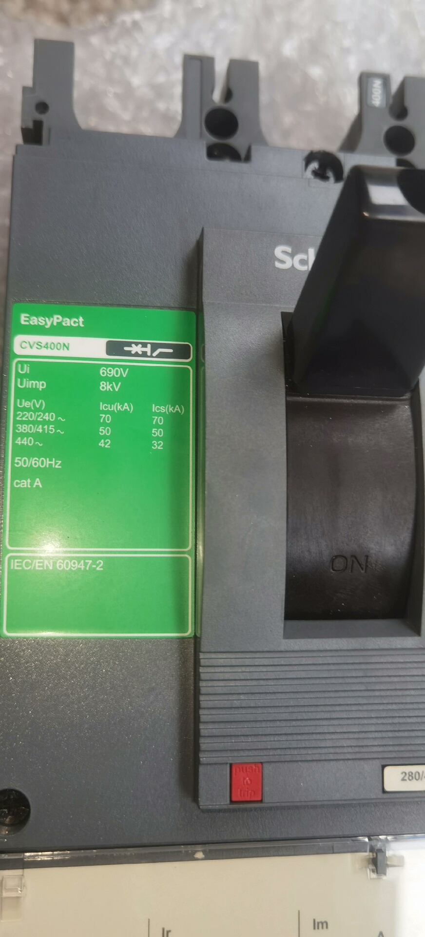 施耐德塑壳断路器CVS400N TMD400 3P折机，功能