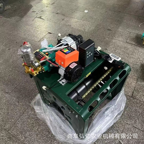 遥控自动缠管喷药机三轮车侧挂式电动打药机大棚杀虫除草喷雾器