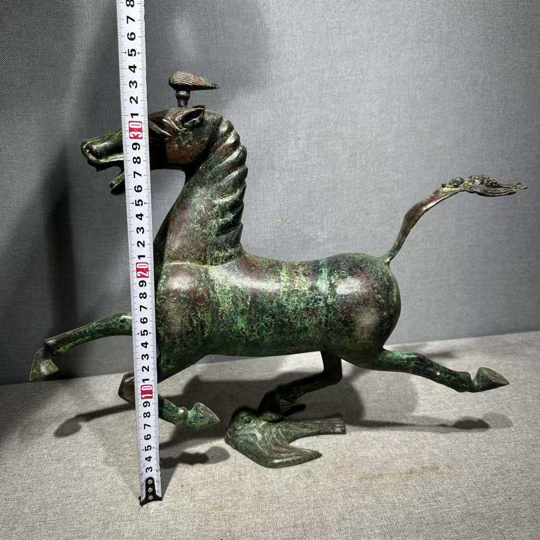 青铜做旧商务送礼摆件马踏飞燕青铜器家居礼仿古摆件工艺品马摆件