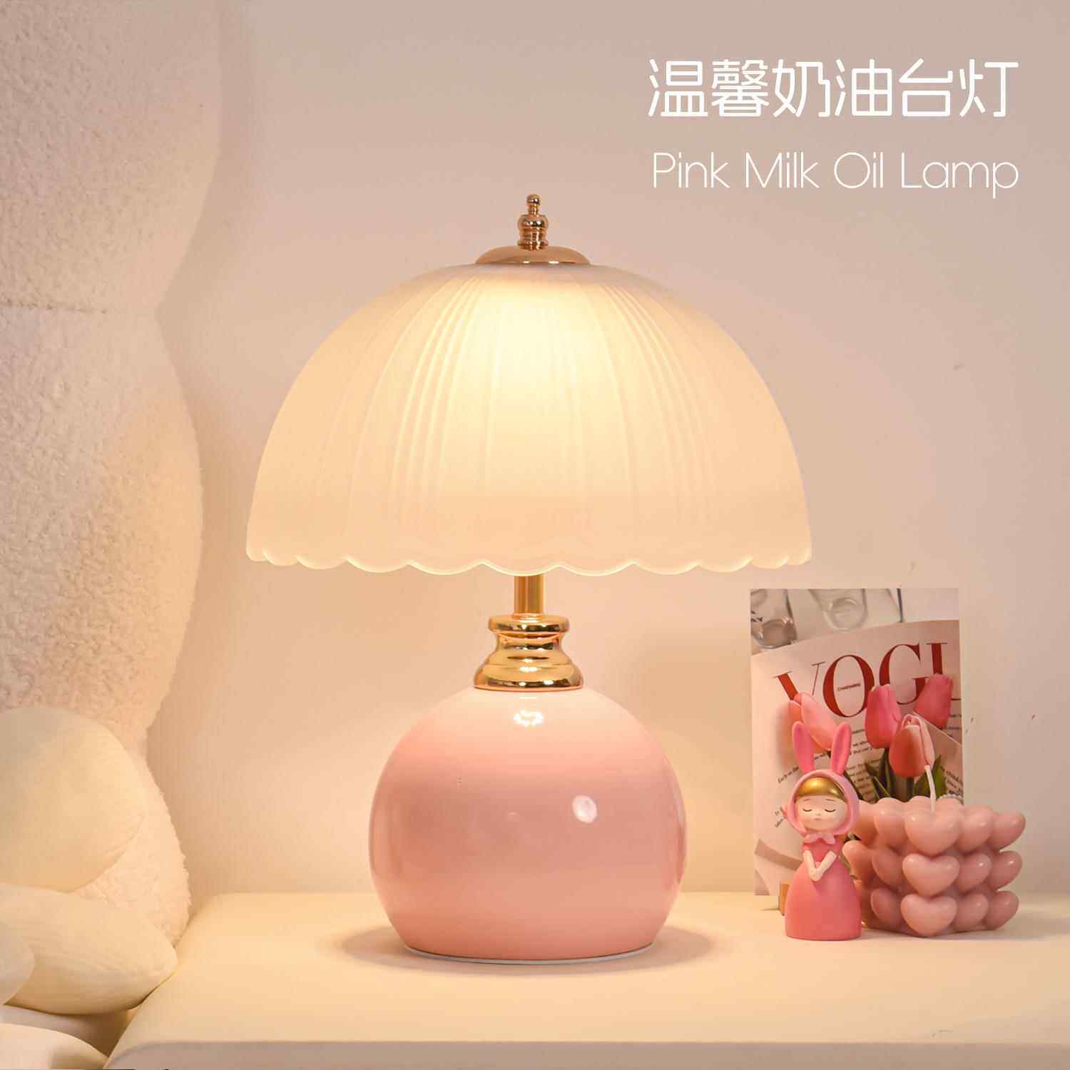 奶油大台灯主卧室床头柜灯高级感轻奢结婚长明灯婚房台灯女生夜灯