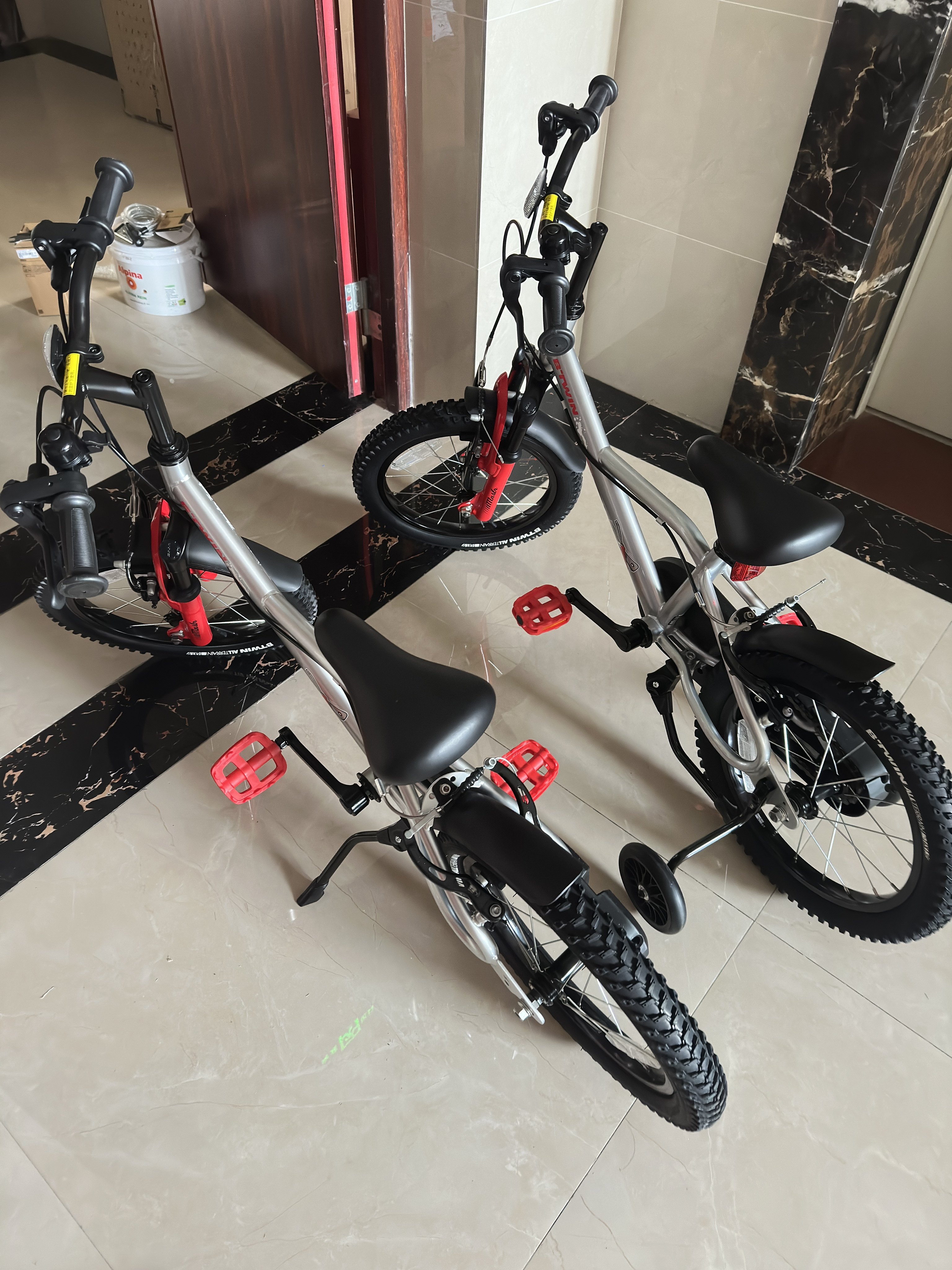 Детский велосипед Decathlon BTWIN 16 дюймов для мальчиков и девочек 4-6 лет, запатентованный тормоз photo review