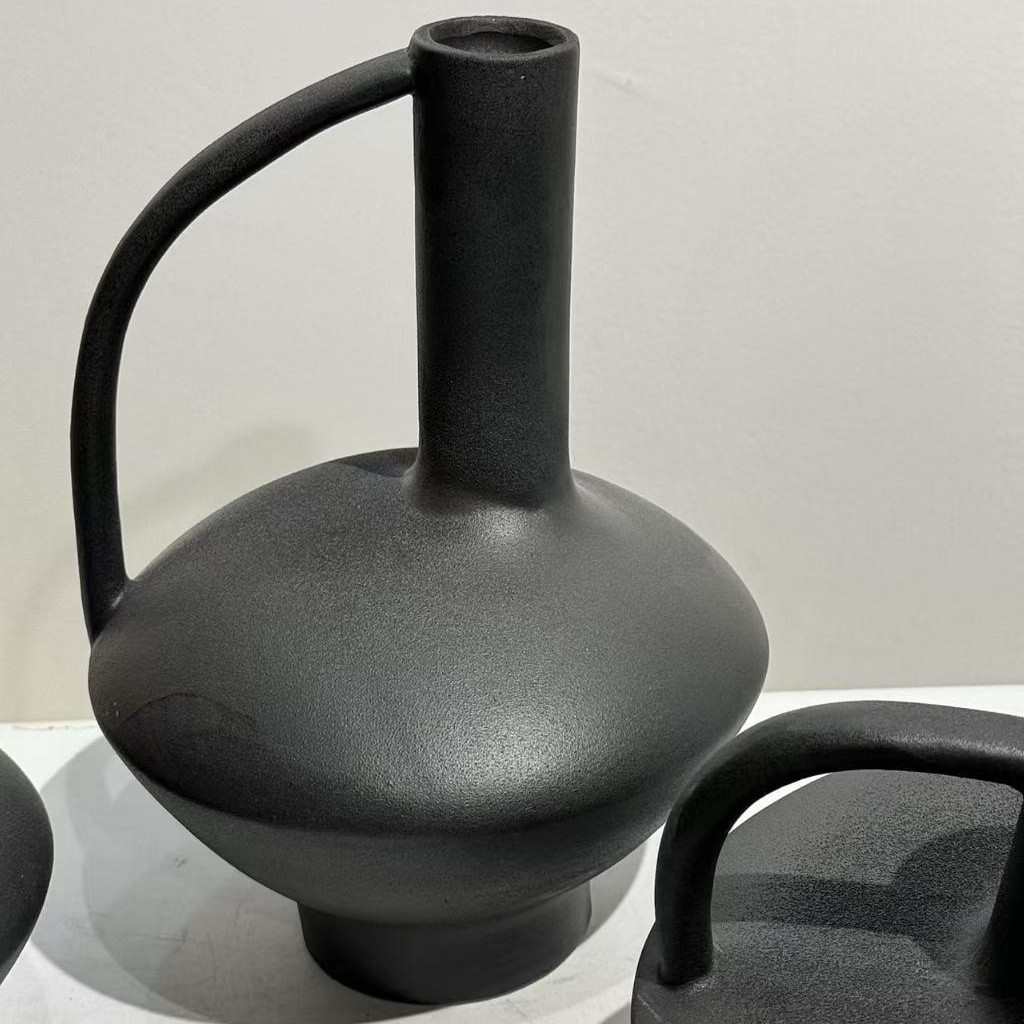 侘寂风复古干花花瓶软装设计师样板房创意插花装饰品黑色陶瓷摆件