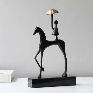 现代简约轻奢铝铸造创意雕塑马高级感摆件玄关酒柜电视柜书房软装