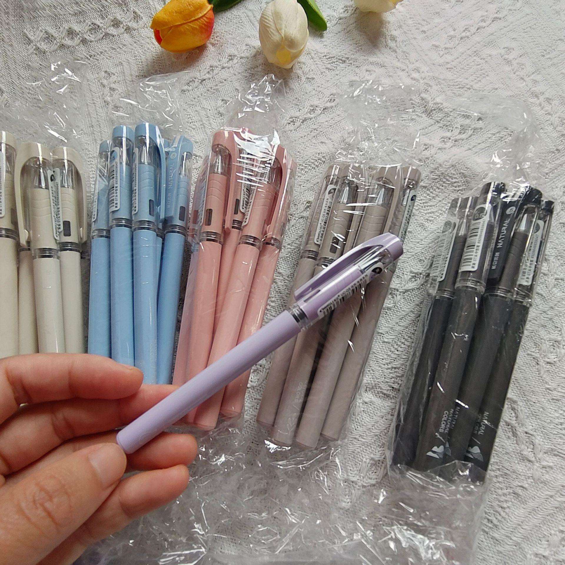 现货架装笔长立Q5*0.5mm黑拔盖中性笔组合架装笔柔软舒适厂家