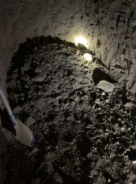 深层花草土地土灶土土粘窖出土种陶营养黄中药纯无污染心土熬用