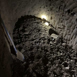 深层花草土地土灶土土粘窖出土种陶营养黄中药纯无污染心土熬用