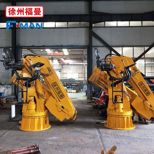 出口8吨折叠臂船用液压起重机全回转高空座椅折叠式克令吊价格