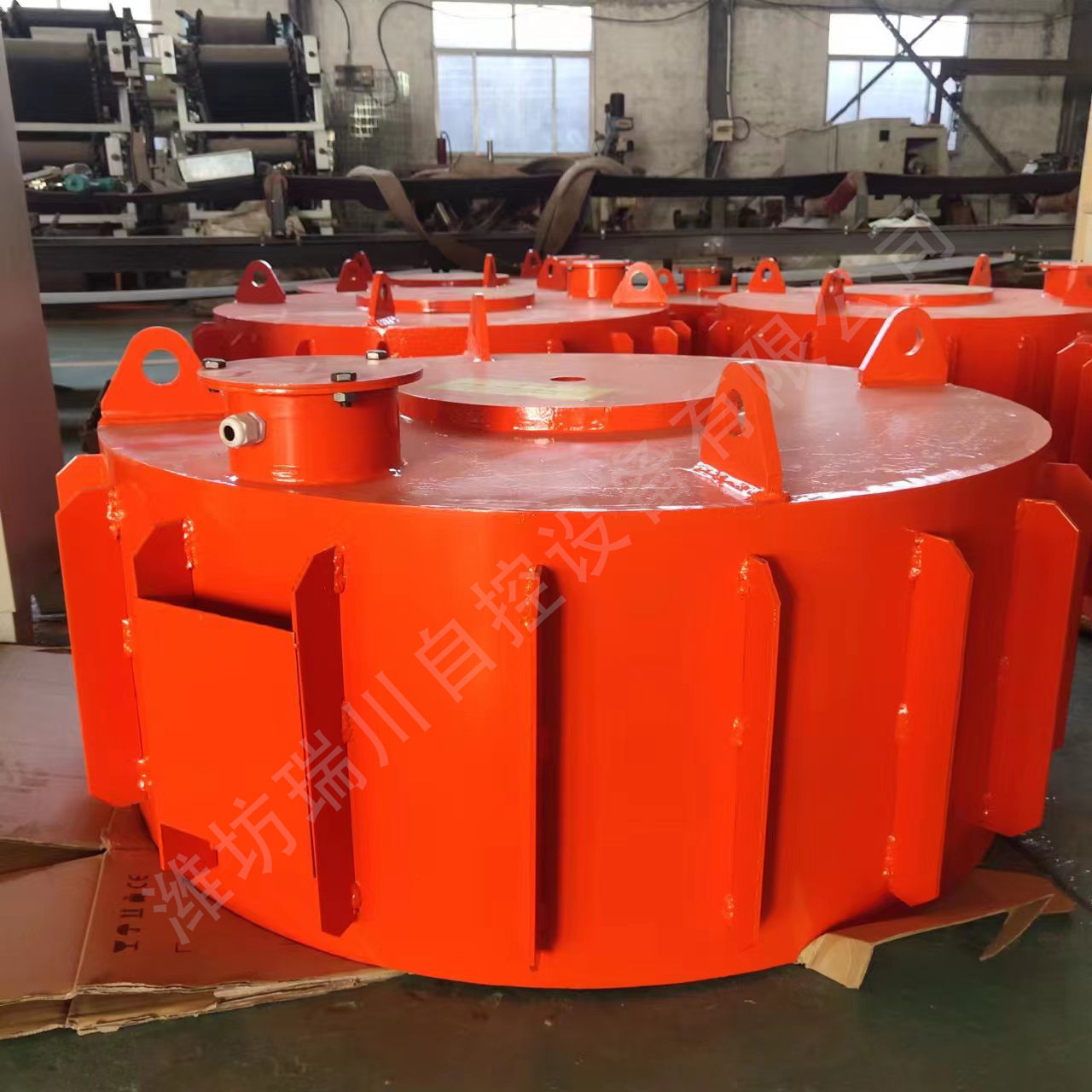 悬挂式电磁除铁器磁选设备干式除铁磁力除铁机强磁磁选机