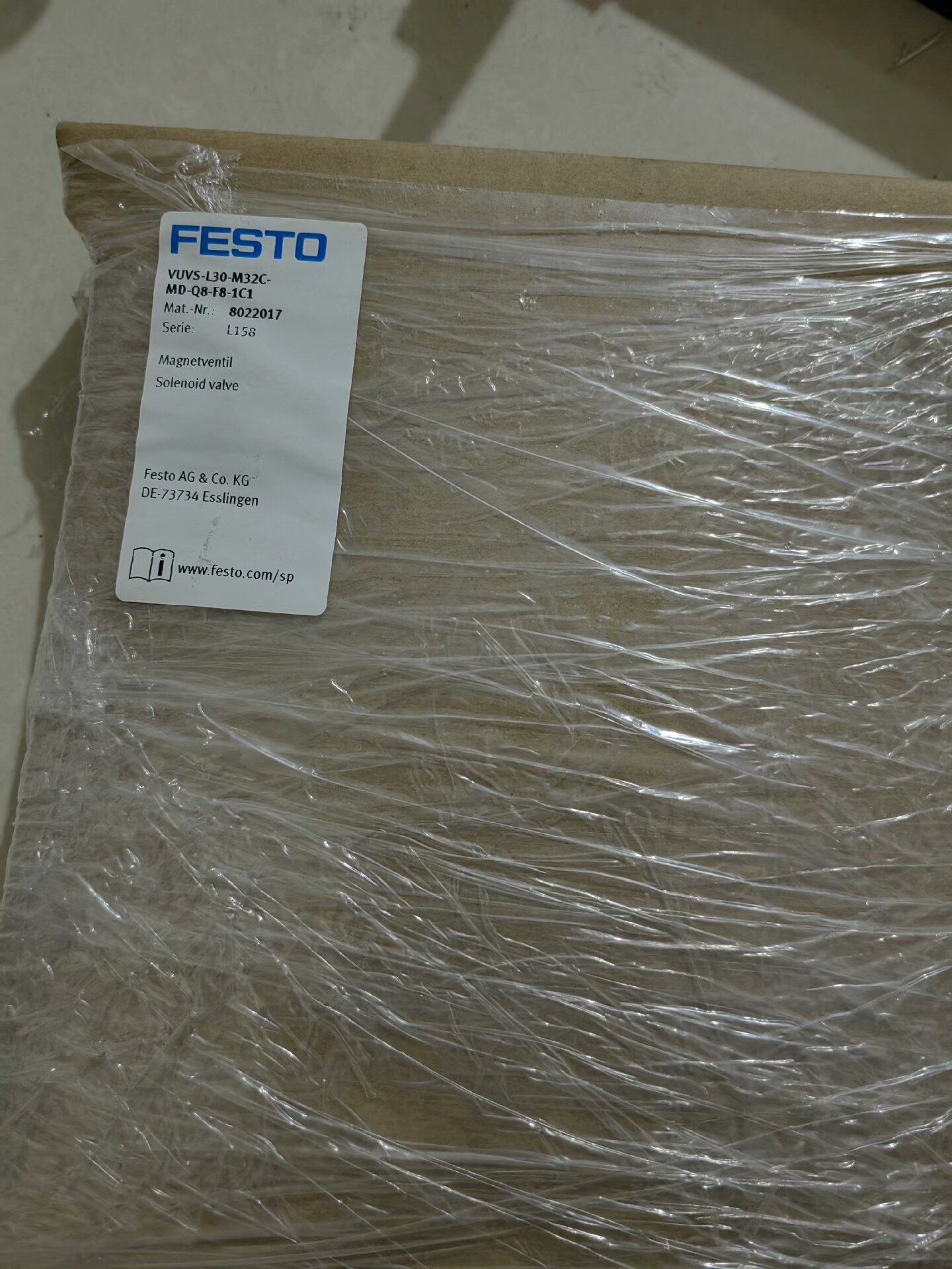 FESTO费斯托电磁阀  VUVS-L30-M32C-MD-