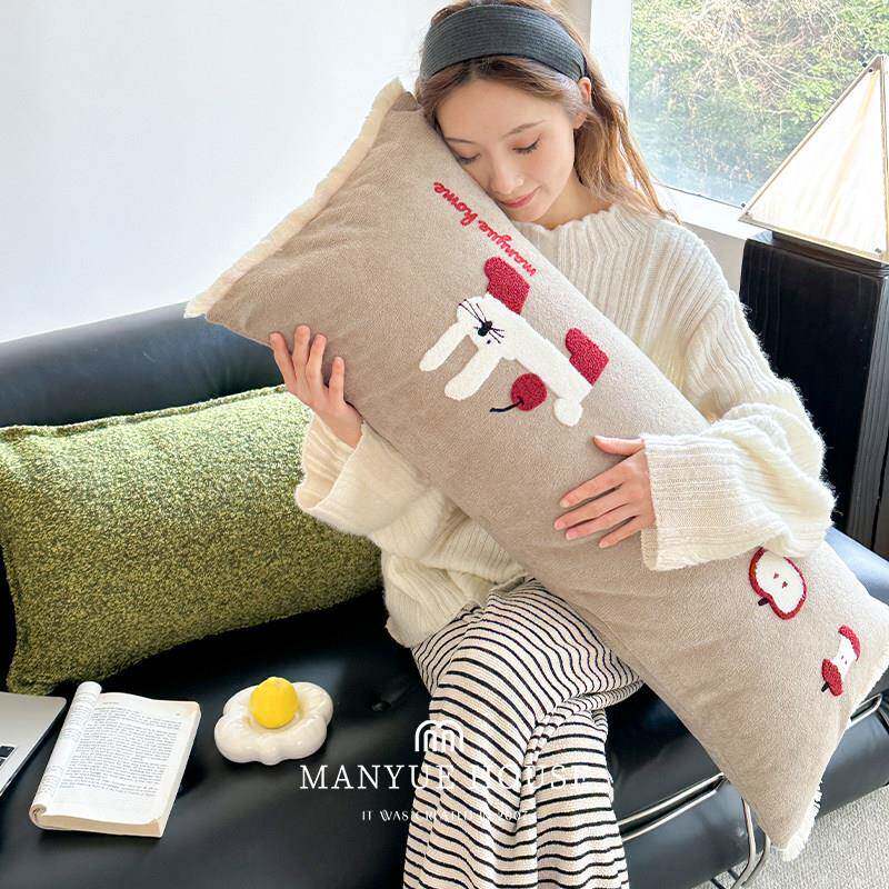 蔓越家 可爱卡通客厅沙发抱枕靠垫卧室床头靠垫长条靠枕腰枕软包