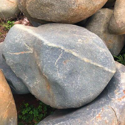 直销园林景观石麻石假山流水河冲石驳岸河滩石庭院造景石青石