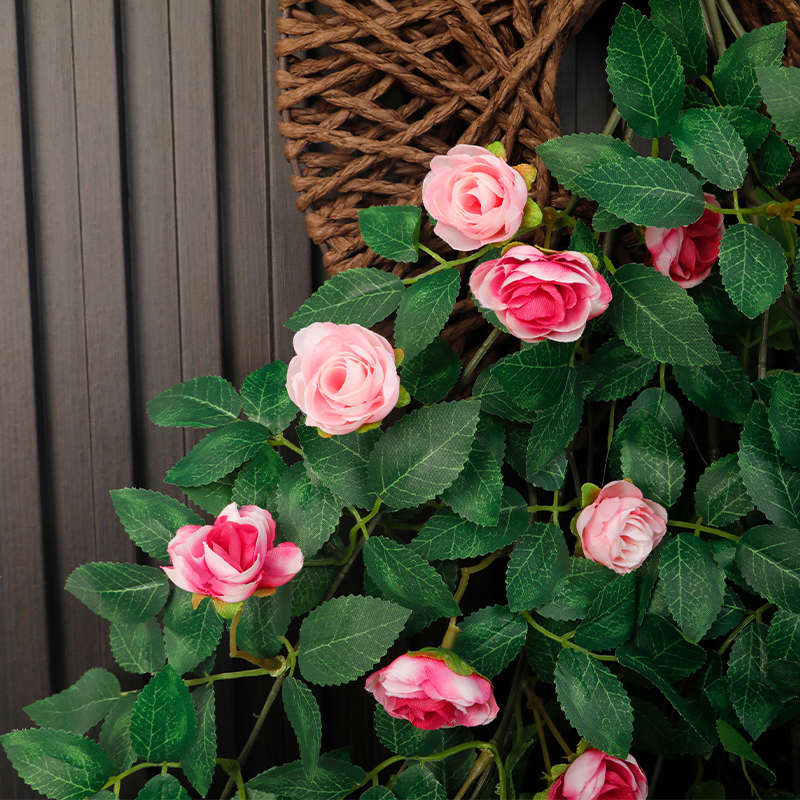 壁挂缠绕玫瑰装饰调水遮挡吊顶仿真假花藤条管道植物客厅蔓空塑料