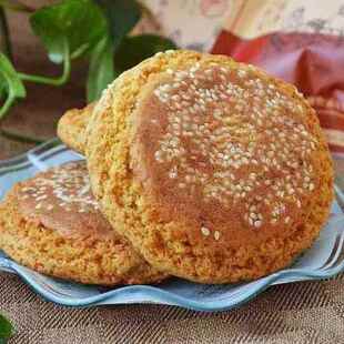 聚鑫昌休闲手工糕点太谷芝麻饼50克4个原味枣味黑芝麻核桃仁味