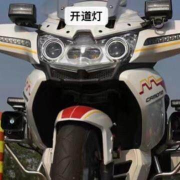 新款开道礼国宾摩托车警示灯红白蓝黄色前杠爆闪灯YJ-1155长方块