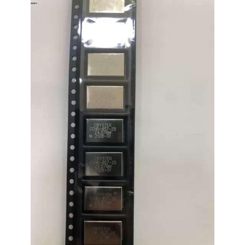 CCHD-575-25-22.5792MHZ 24.576M 100MHZ CRYSTEK 飞秒 有源晶振