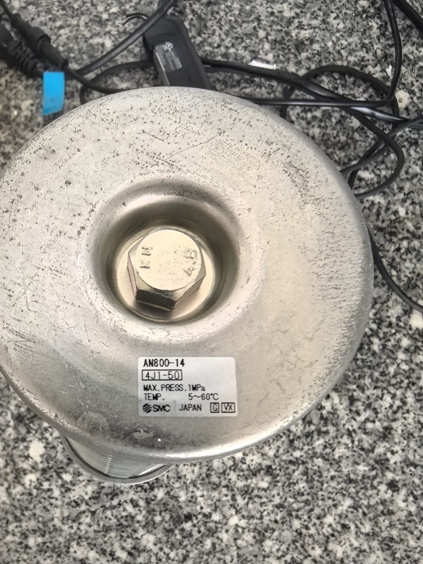 SMC全金属消声器  AN800-14二手拆机成色如图所示1