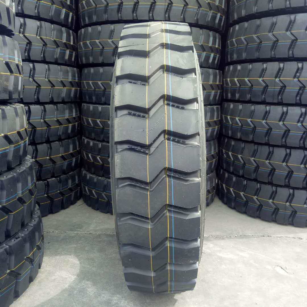 厂家现货全钢货车卡车子午线轮胎1000R20/1100R20重载型货车轮胎