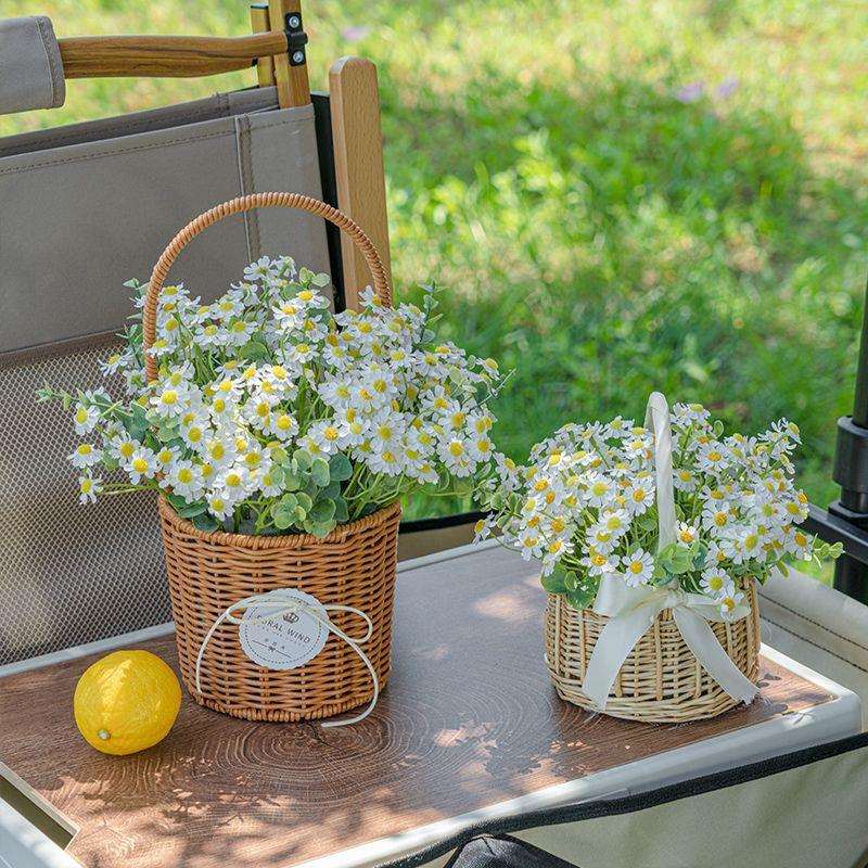 露营野餐小雏菊花手提花篮花假花摆设装饰花摆件拍照道具