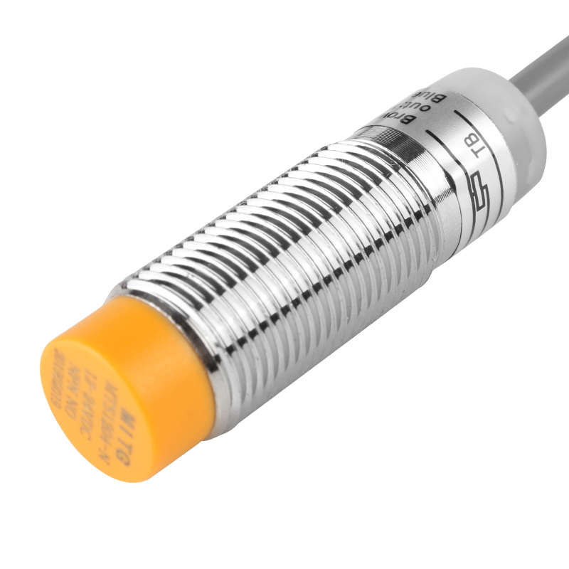 M12金属接近开关PR12-4DN圆形防水感应开关限位传感器 NPN三线24V