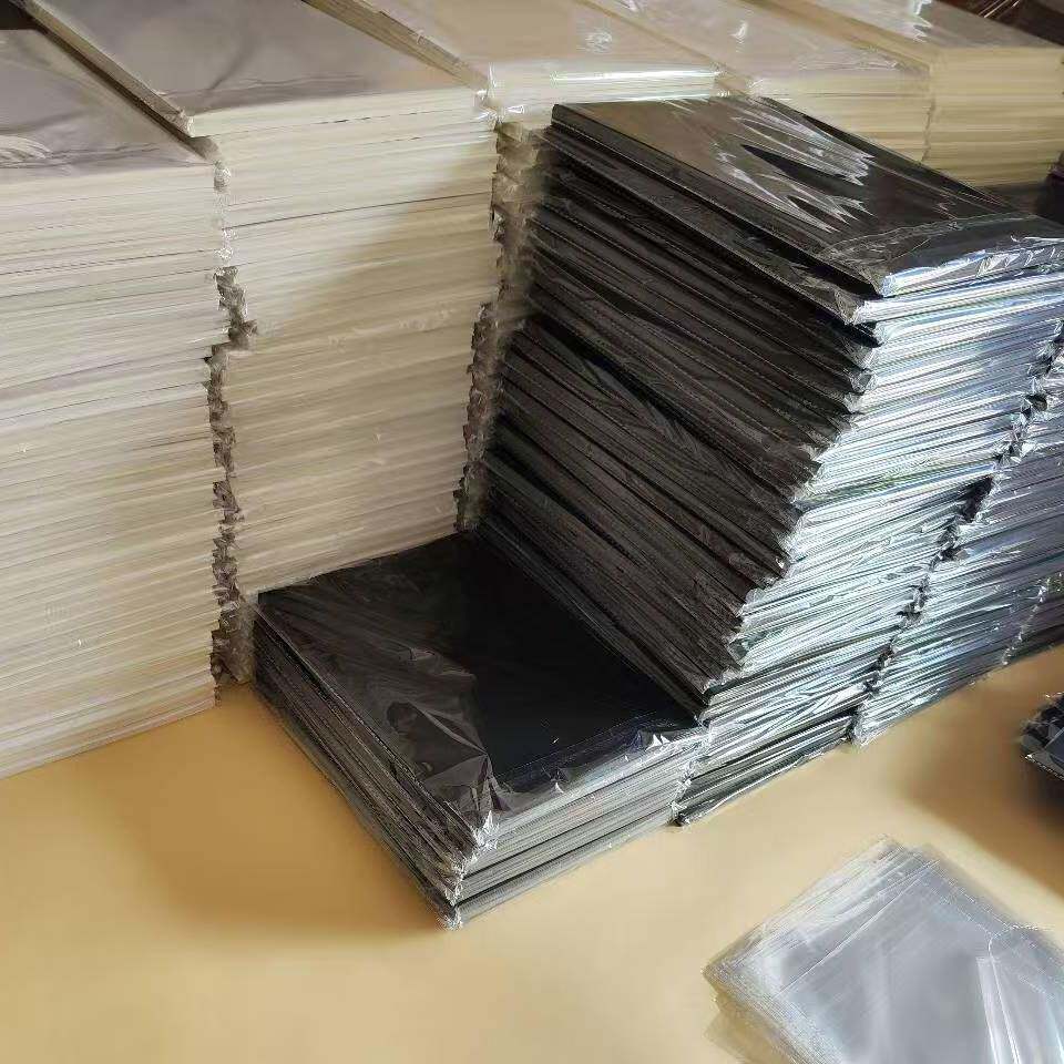 硬纸板 美术卡纸 手工卡纸 黑卡纸 白卡纸 牛卡纸 A4卡纸