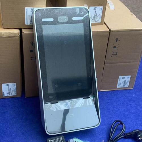 全新大华人脸识别门禁一体主机DH-ASI8215Y-V3 10寸屏 支持IC卡 - 封面