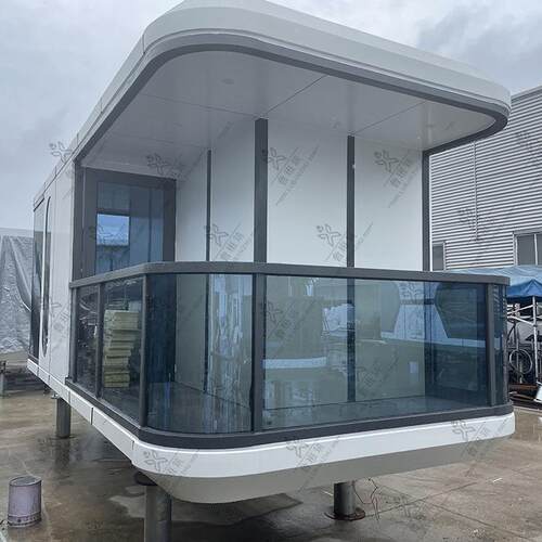 网红集装箱移动房屋屋顶小屋活动板房门卫岗亭餐厅酒店民宿