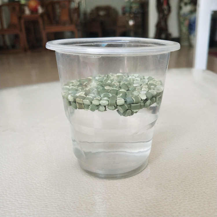 厂家直销pe注塑料颗粒再生塑料粒高低压复合料塑木板材料长期供货,橡塑材料及制品,塑料薄膜/塑料布,淘宝优惠券,粉丝福利购,淘宝优惠卷