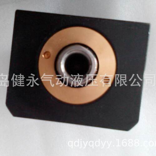 KYC液压缸KHCM-LA系列KHCM-LA40~KHCM-LA250侧面脚架型紧凑油缸