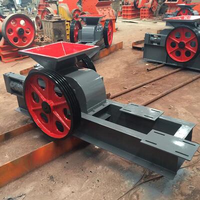 供应对辊式挤压破碎机时产1-5吨辊式粉碎机节能型双辊碎石机