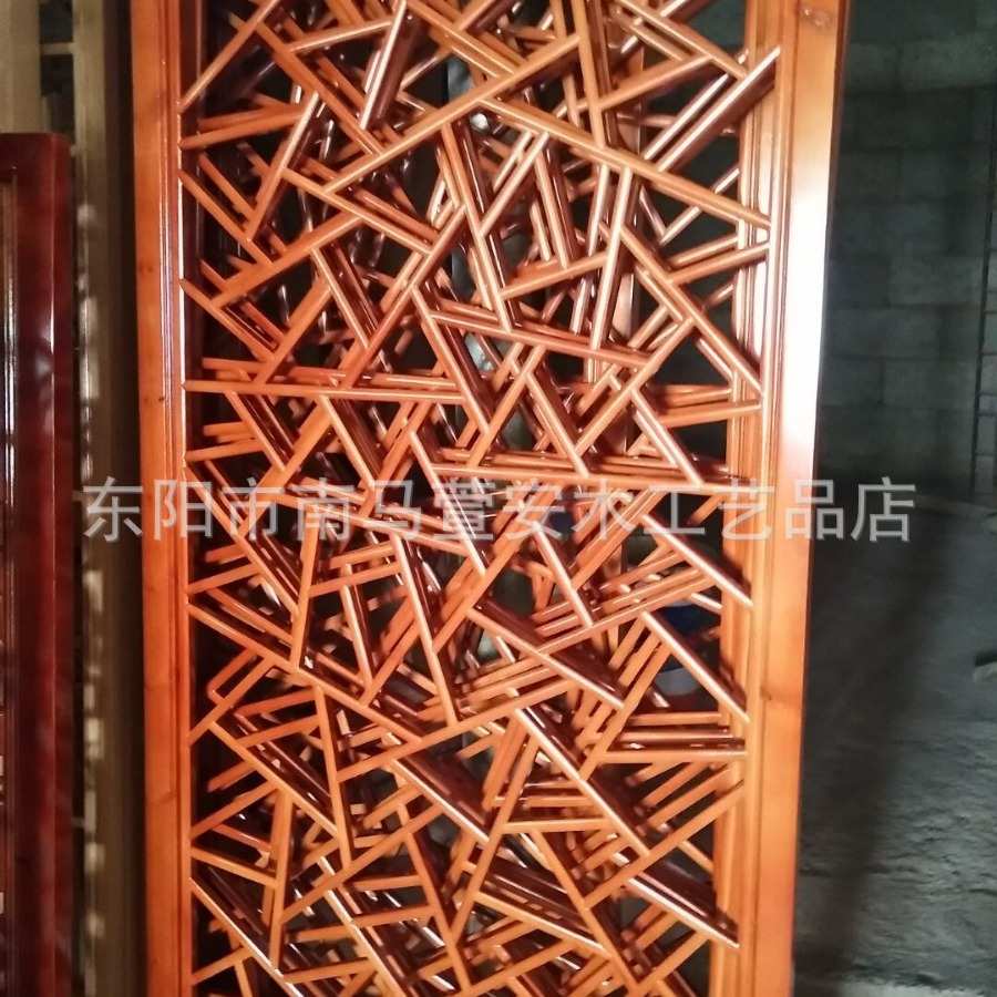 镂空吊顶木雕隔断门窗实木仿古电视中式花格墙门雕花屏风东阳背景
