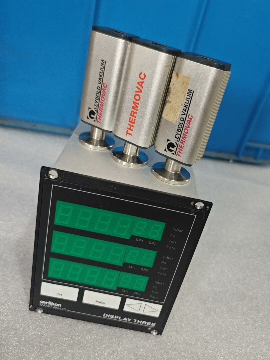 莱宝真空显示器 DISPLAY THREE