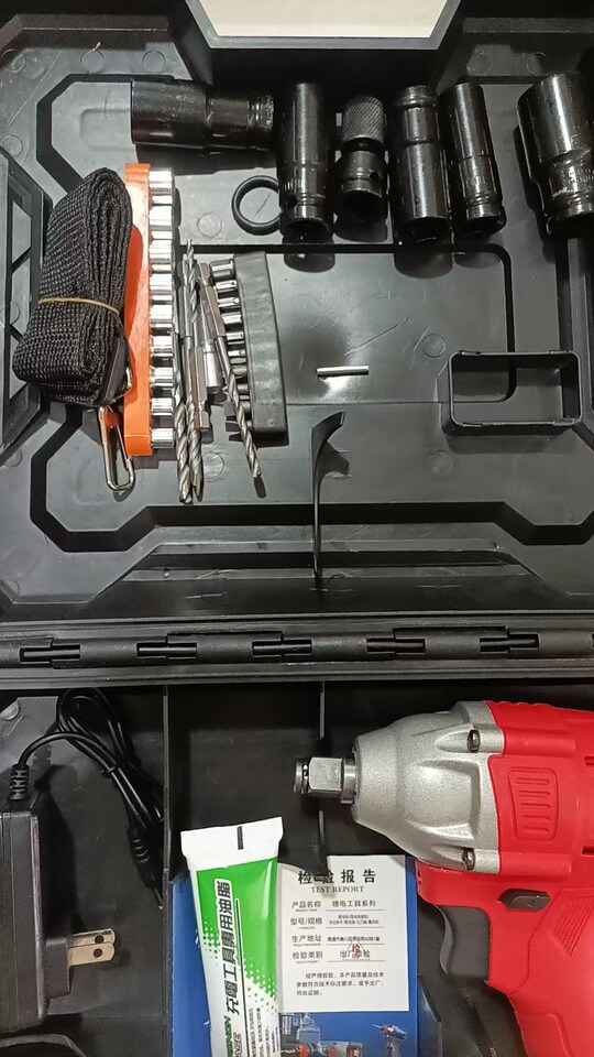 4月1日惠州处置仓库清理闲置未使用五金工具设备电扳手+扩孔器各一套网络拍卖公告