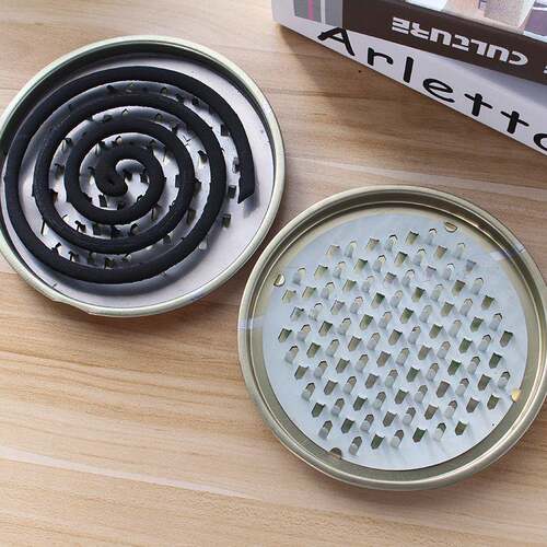 Mosquito coil holder with lid and ash tray, portable serrate