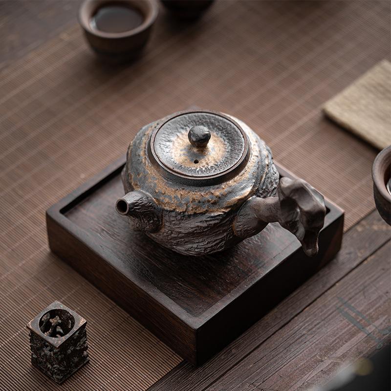 古早烧湖石侧把壶 粗陶鎏金铁锈釉茶壶单壶 手工老岩泥侧把泡茶壶